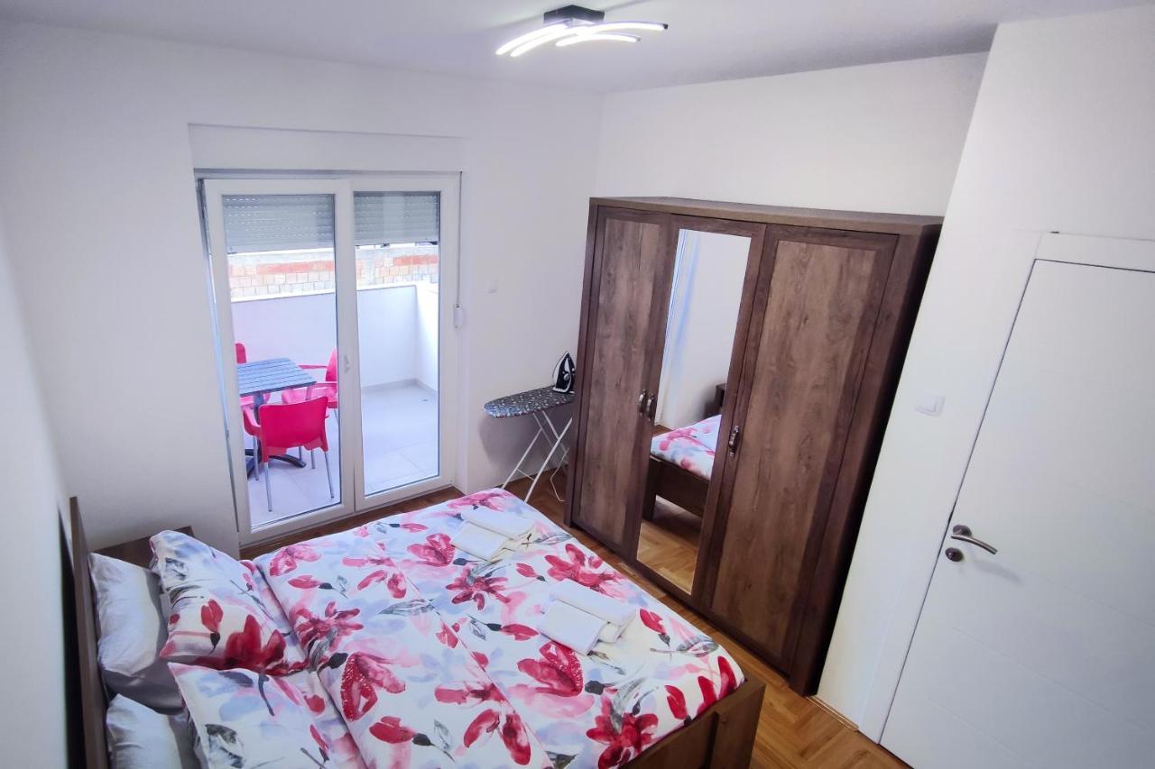Apartman Vukovic Требинье Экстерьер фото